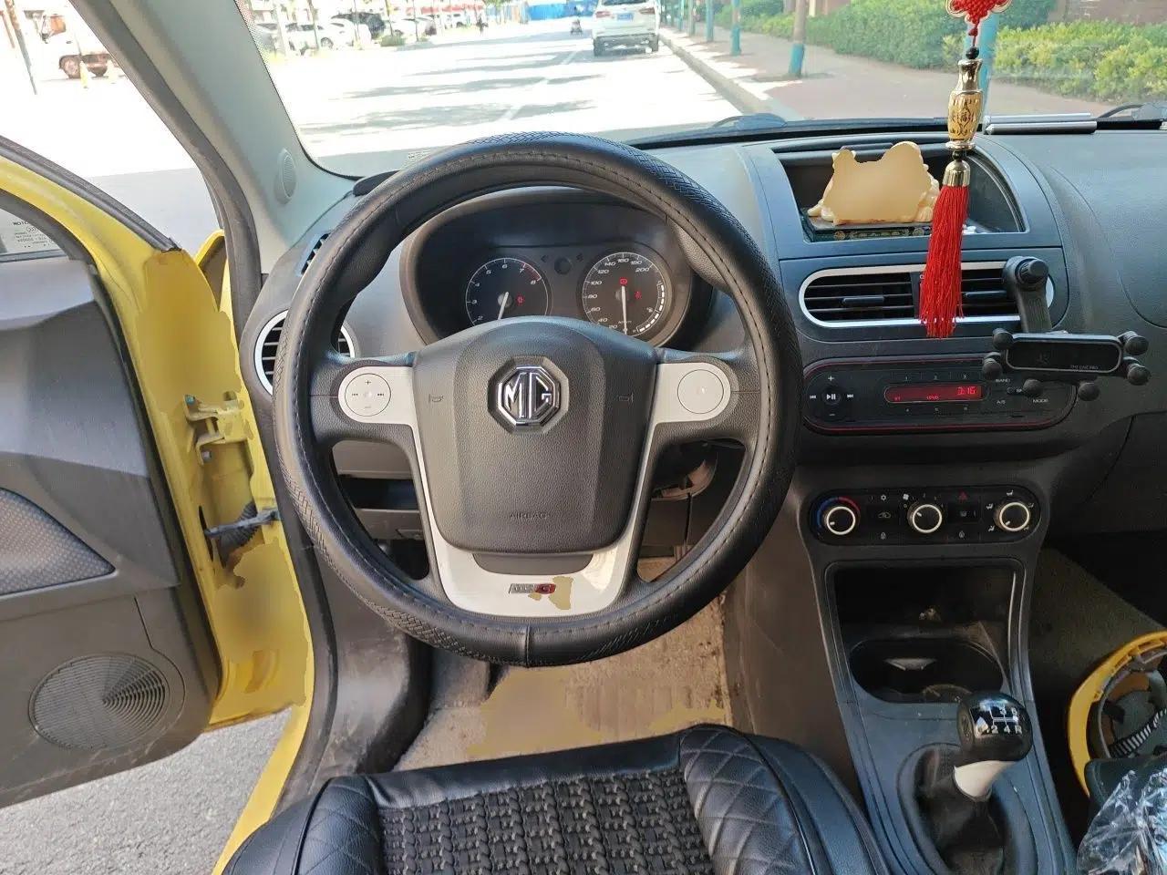 MG 3 2013 1.5L Manual Value Edition — миниатюра 11