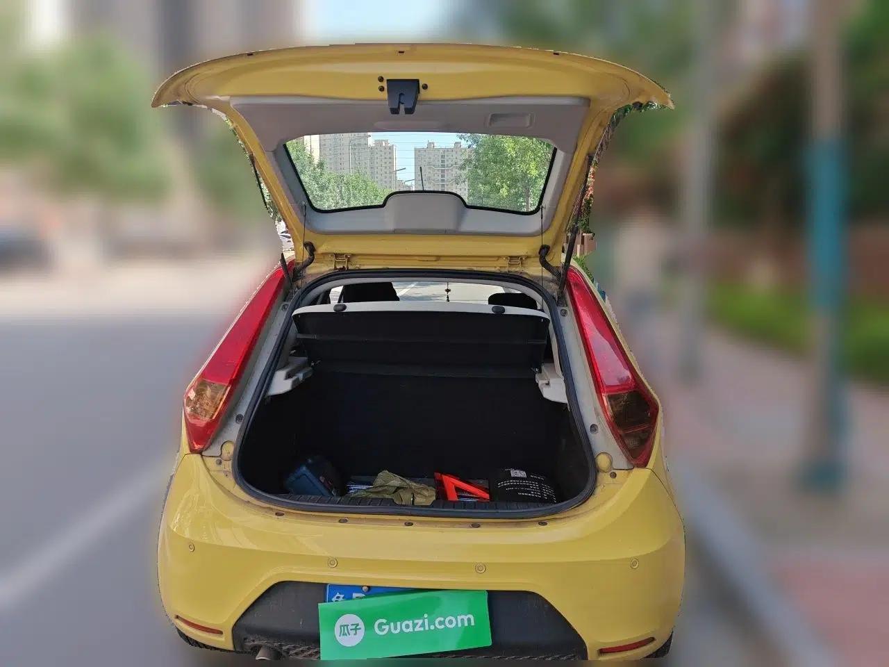 MG 3 2013 1.5L Manual Value Edition — миниатюра 20