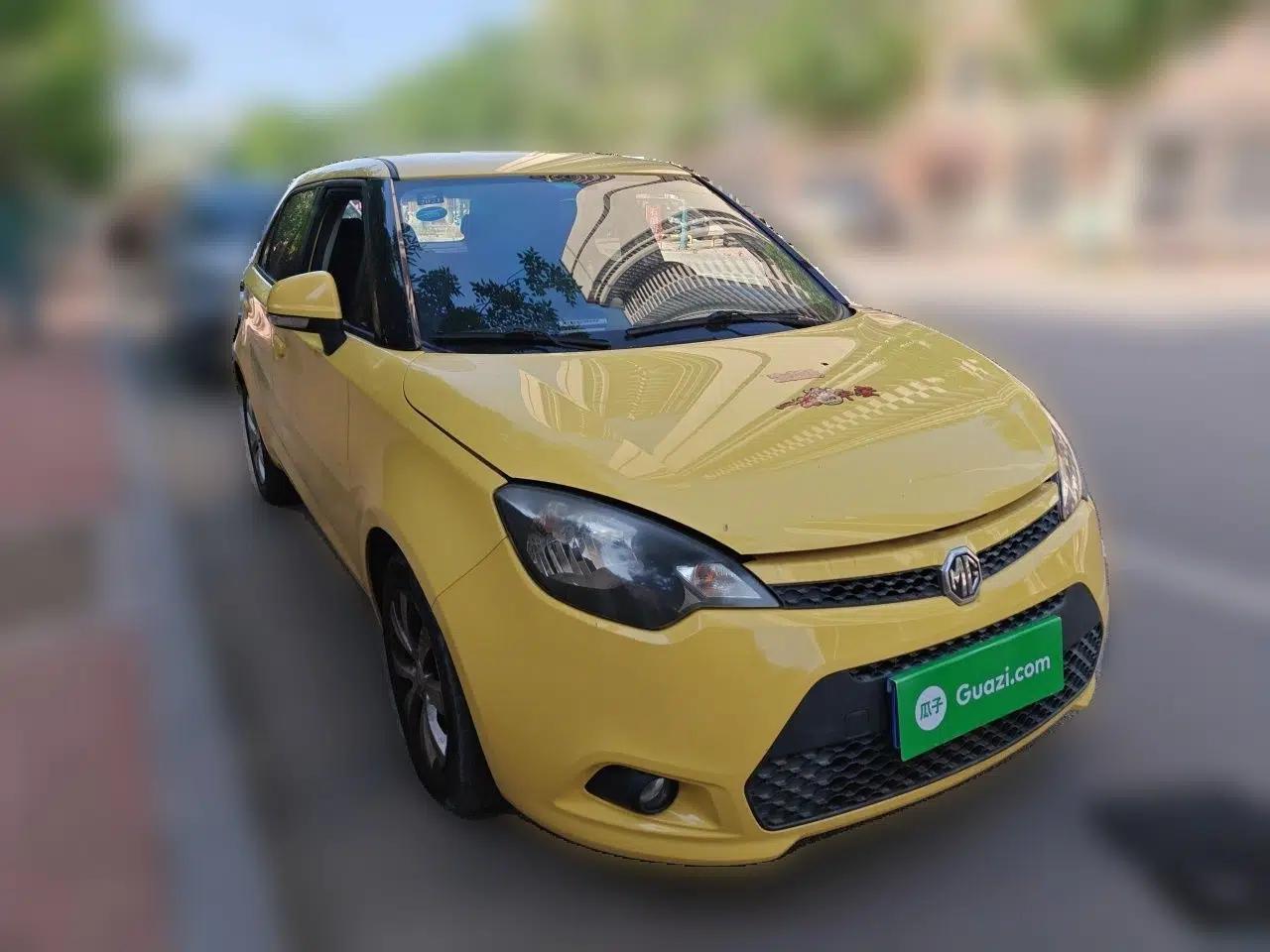 MG 3 2013 1.5L Manual Value Edition — миниатюра 3