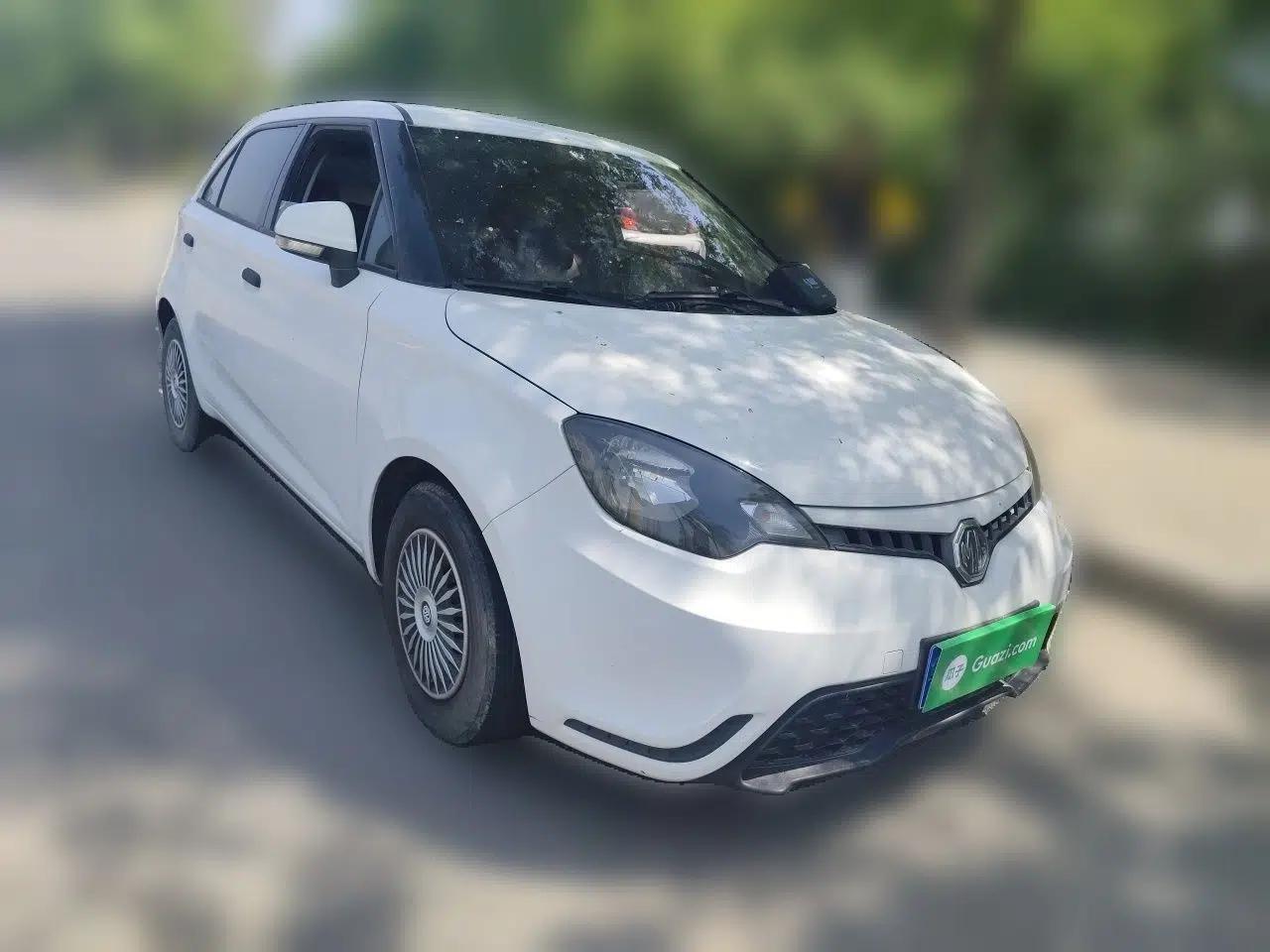 MG 3 2014 1.3L Manual Comfort Edition — миниатюра 3
