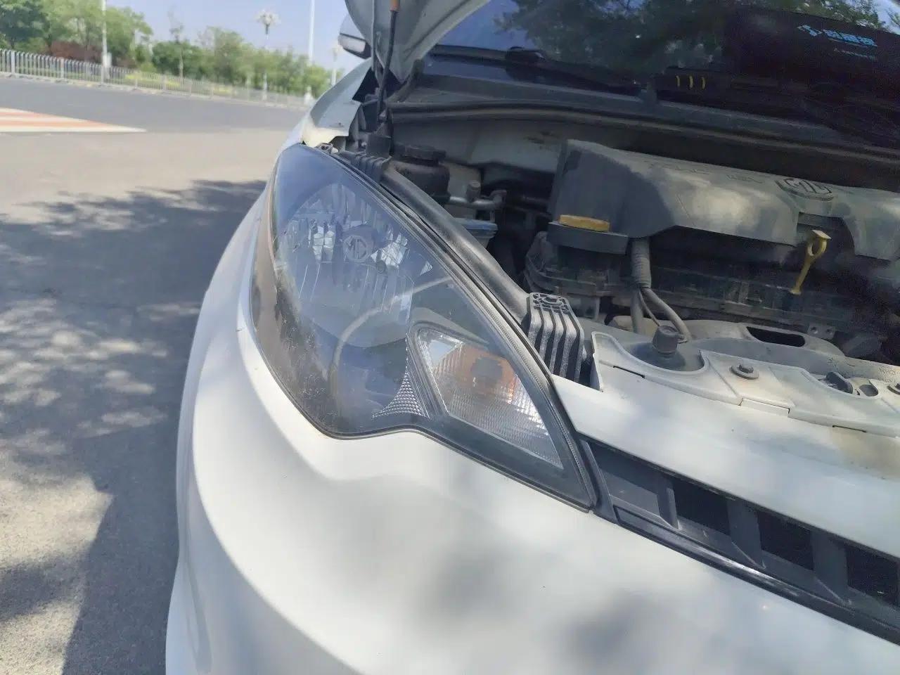 MG 3 2014 1.3L Manual Comfort Edition — миниатюра 7