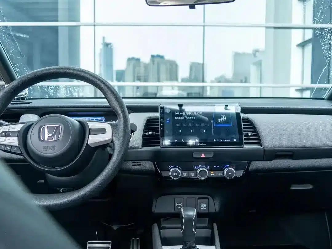 LIFE 2021 1.5L CVT SPORT Edition — миниатюра 7