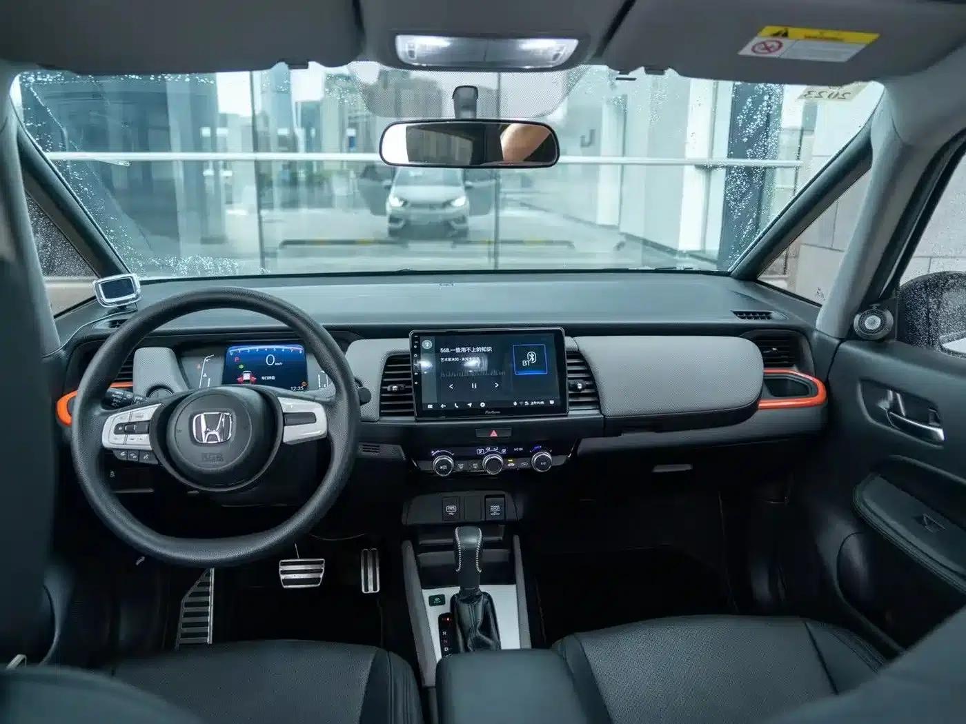LIFE 2021 1.5L CVT SPORT Edition — миниатюра 8