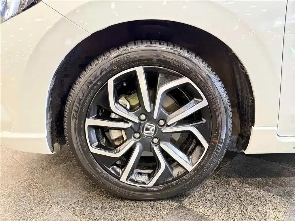 LIFE 2021 1.5L CVT SPO-SS Dynamic Edition — миниатюра 13