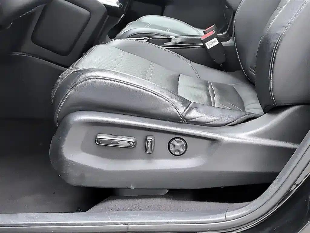 Honda CR-V PHEV 2021 Model E+ Hybrid 2.0L Elegant Edition — миниатюра 20