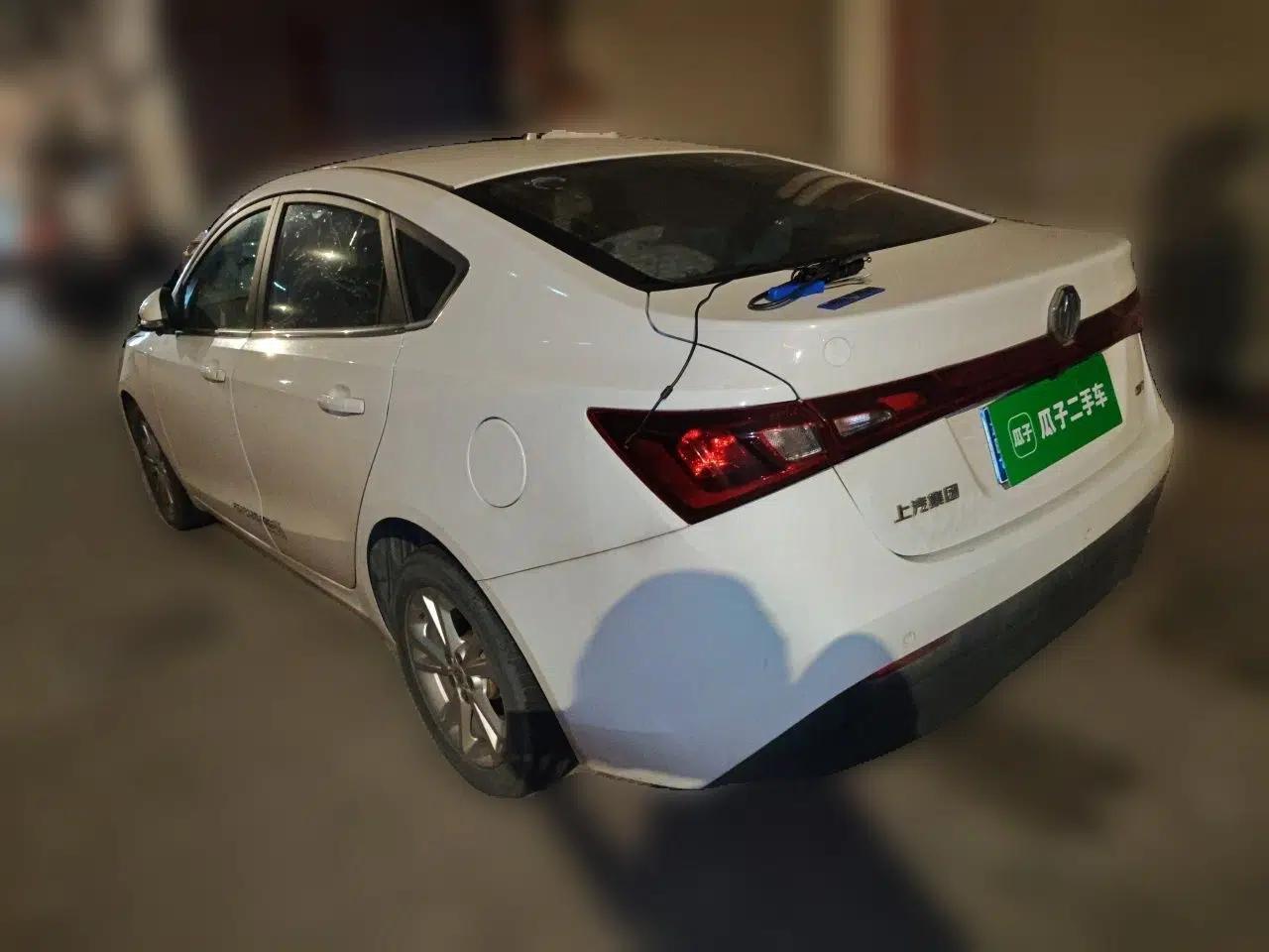 MG GT 2016 1.5L Automatic Value-Added Luxury Edition — миниатюра 4