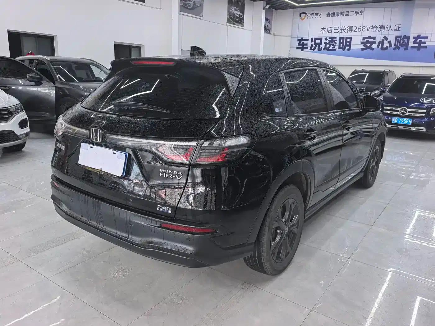 Honda HR-V 2023 240TURBO Sporty Edition — миниатюра 9