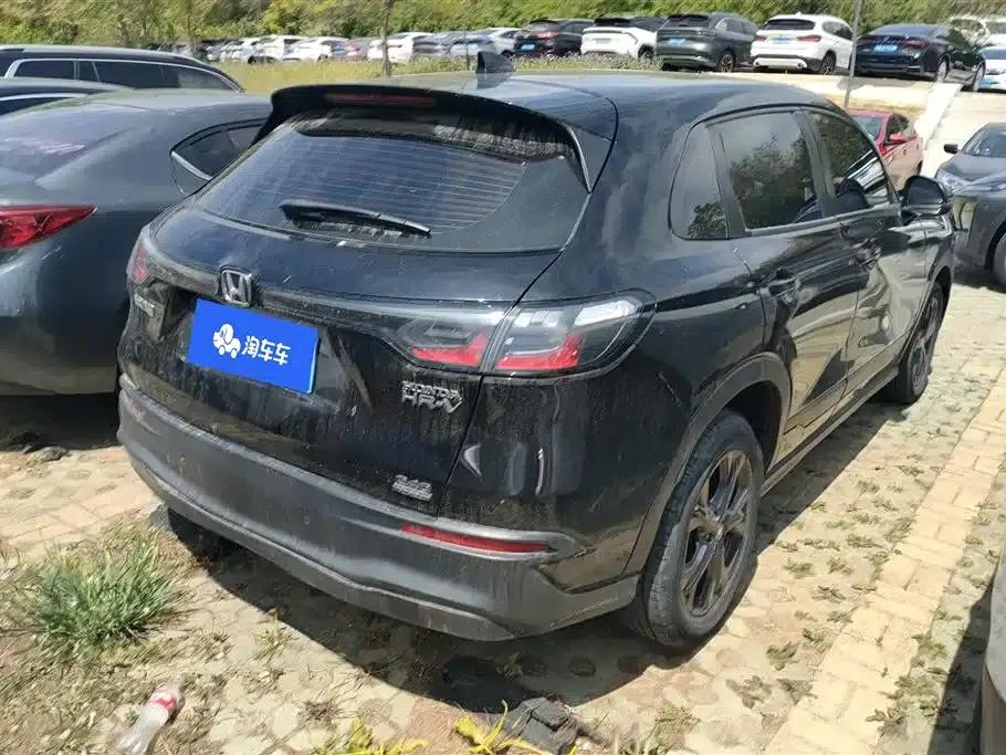 Honda HR-V 2023 240TURBO Sporty Edition — миниатюра 3