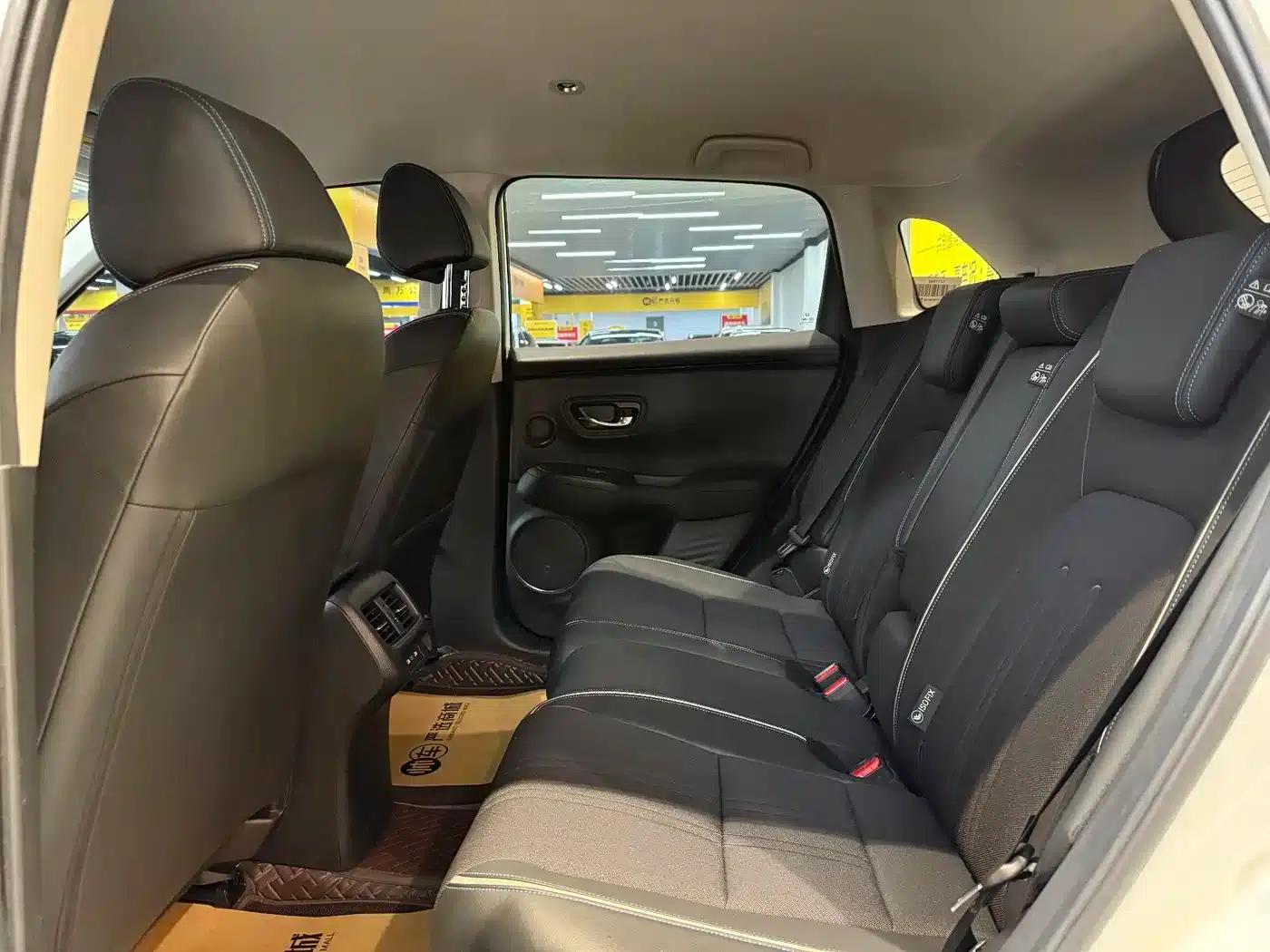 Honda HR-V 2023 240TURBO Sporty Edition — миниатюра 12