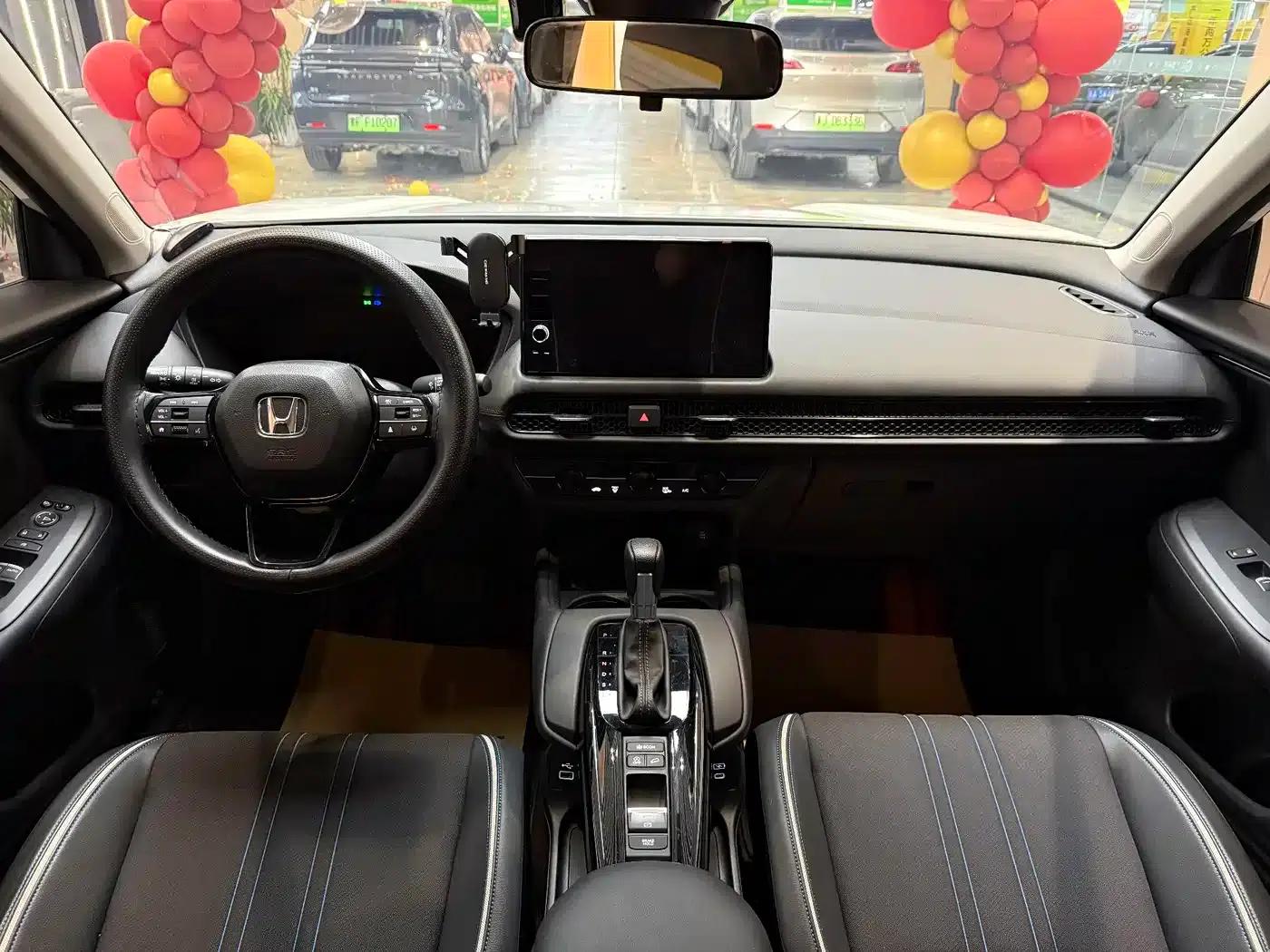 Honda HR-V 2023 240TURBO Sporty Edition — миниатюра 7