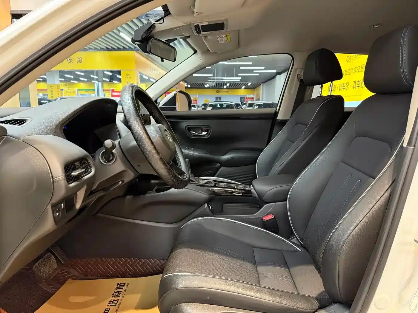 Honda HR-V 2023 240TURBO Sporty Edition — миниатюра 8