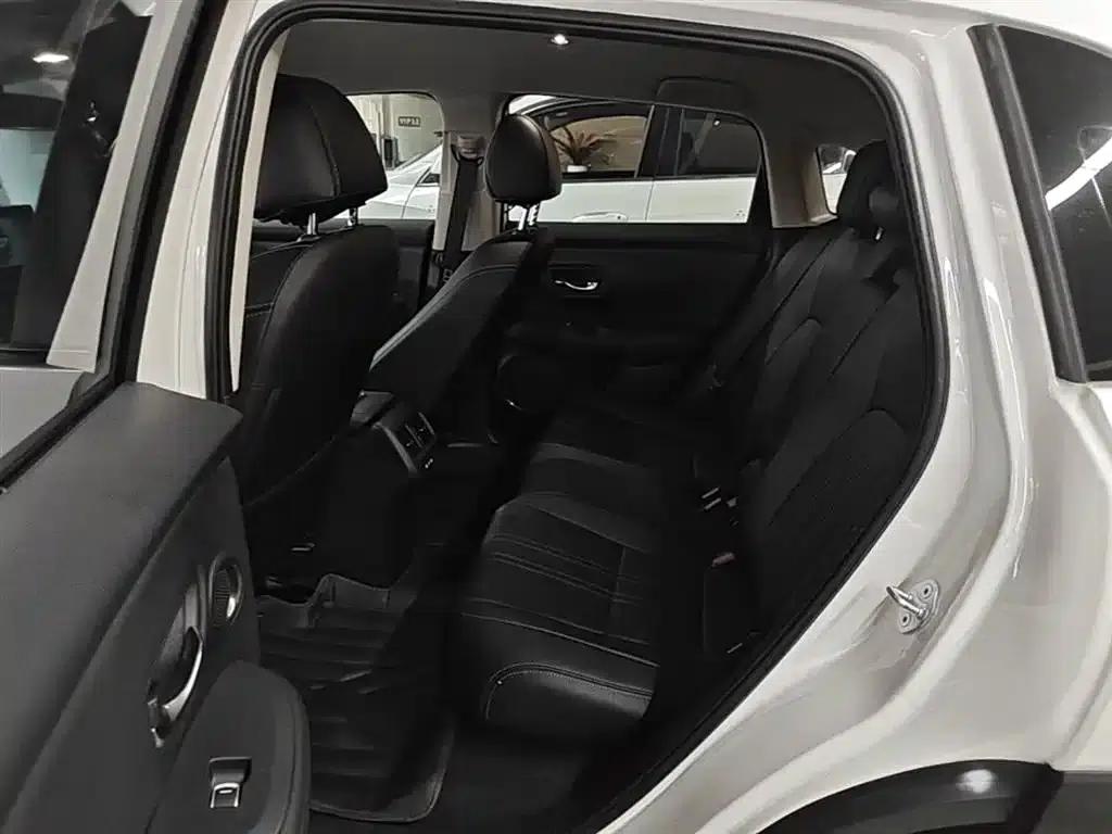 Honda HR-V 2023 240TURBO Sporty Edition — миниатюра 17