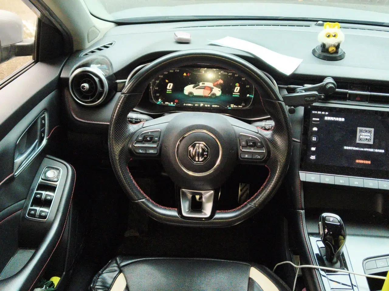 MG 6 New Energy 2020 1.5T Hybrid Leading Luxury Edition — миниатюра 7