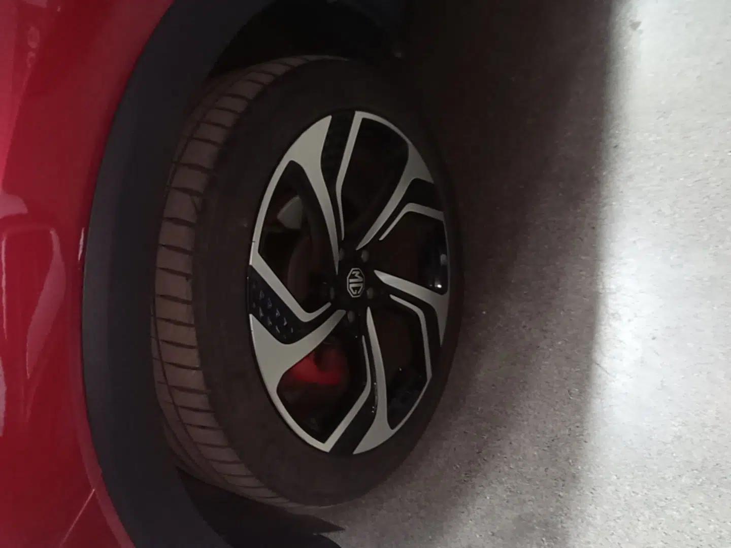 MG Pilot 2021 300TGI Automatic Two-Wheel Drive Trophy Prestige Edition — миниатюра 8