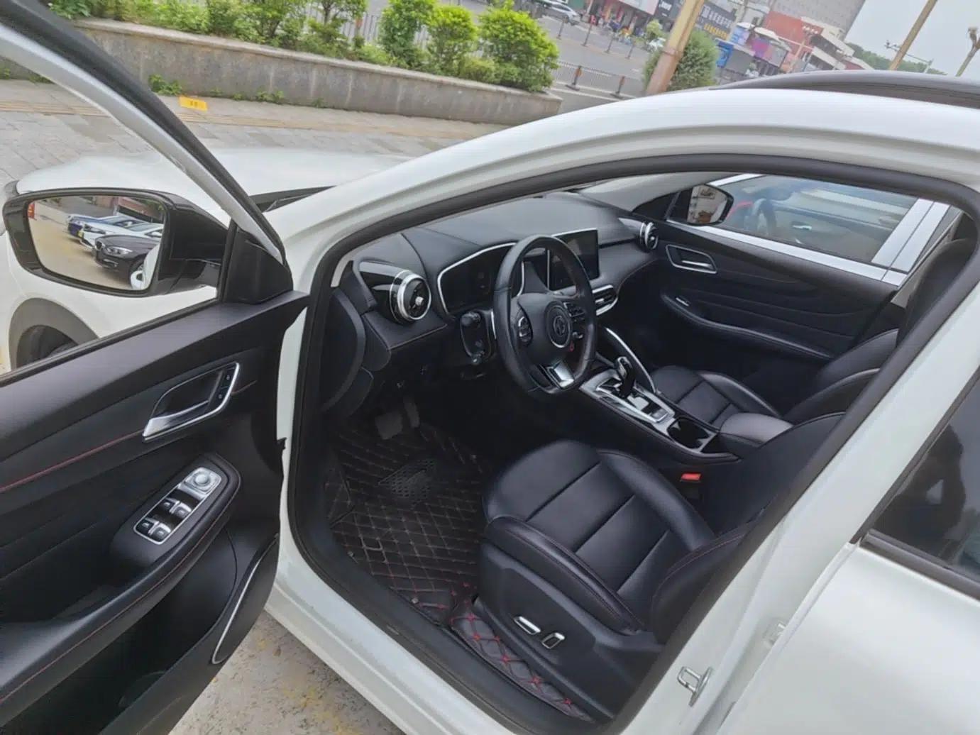 MG Pilot 2021 300TGI Automatic Two-Wheel Drive Trophy Deluxe Edition — миниатюра 19