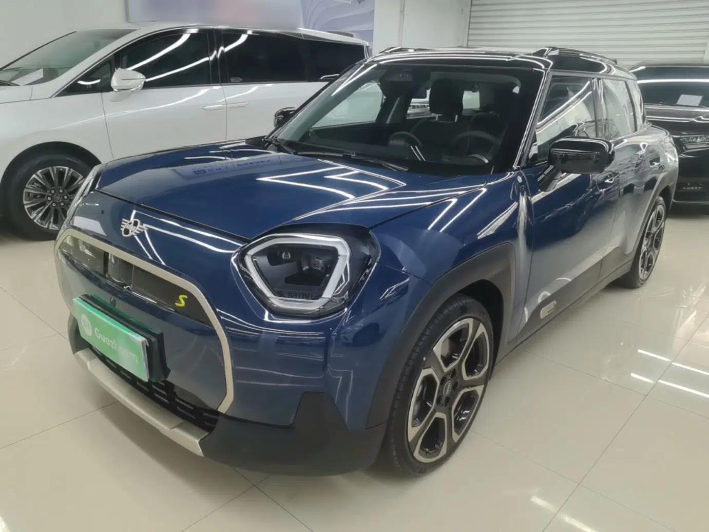 MINI Electric ACEMAN 2024 SE Artist — миниатюра 1