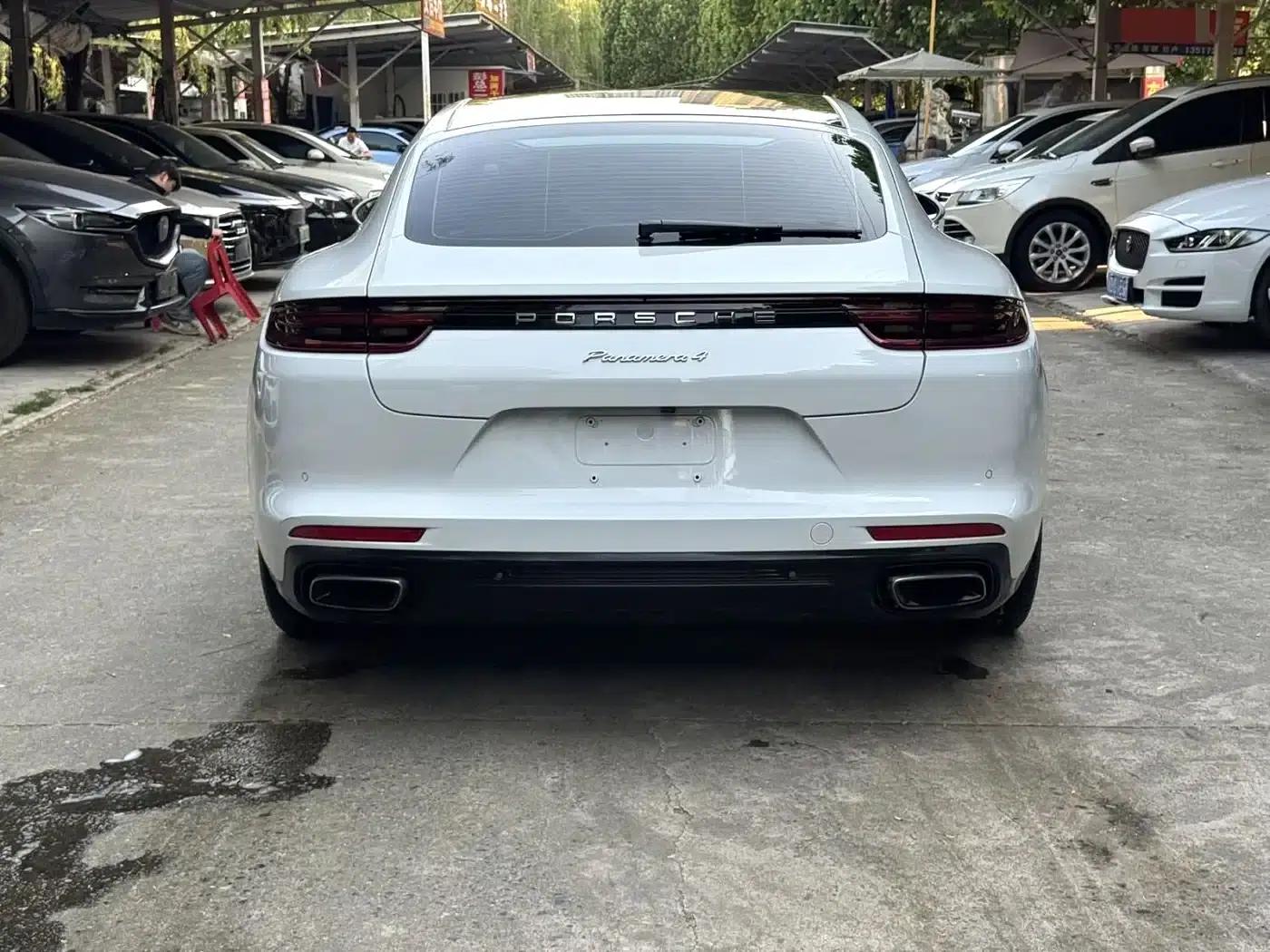 2017 Panamera 4 E-Hybrid Executive Long Wheelbase 2.9T — миниатюра 7