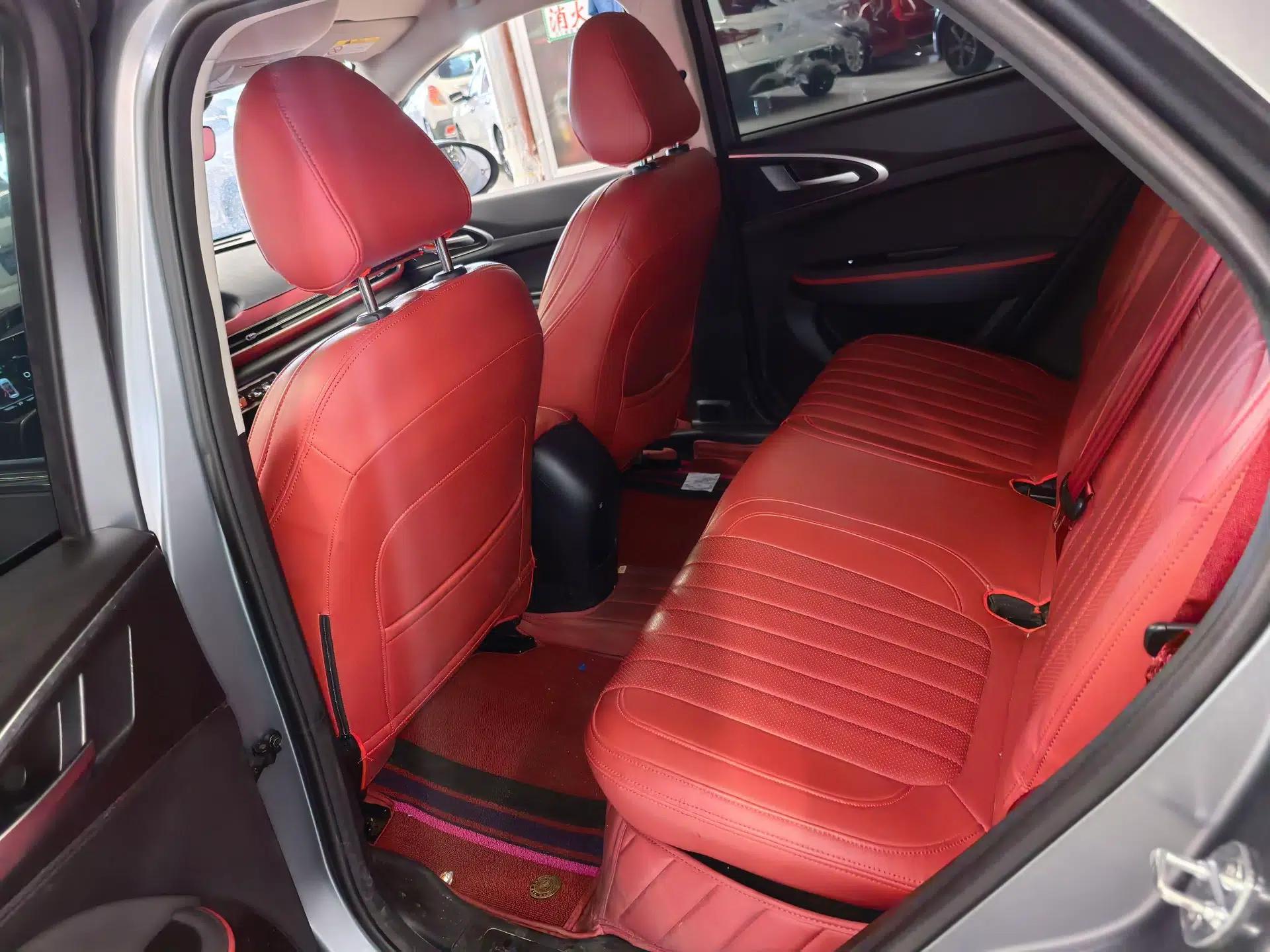 ORA Good Cat GT 2023 Mulan Edition 401km Luxury Version — миниатюра 17
