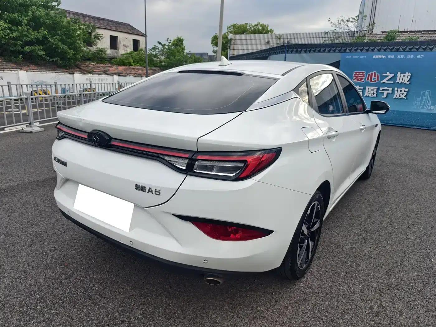 Sihao A5 2021 1.5T CVT Premium Intelligent Connected Edition — миниатюра 12