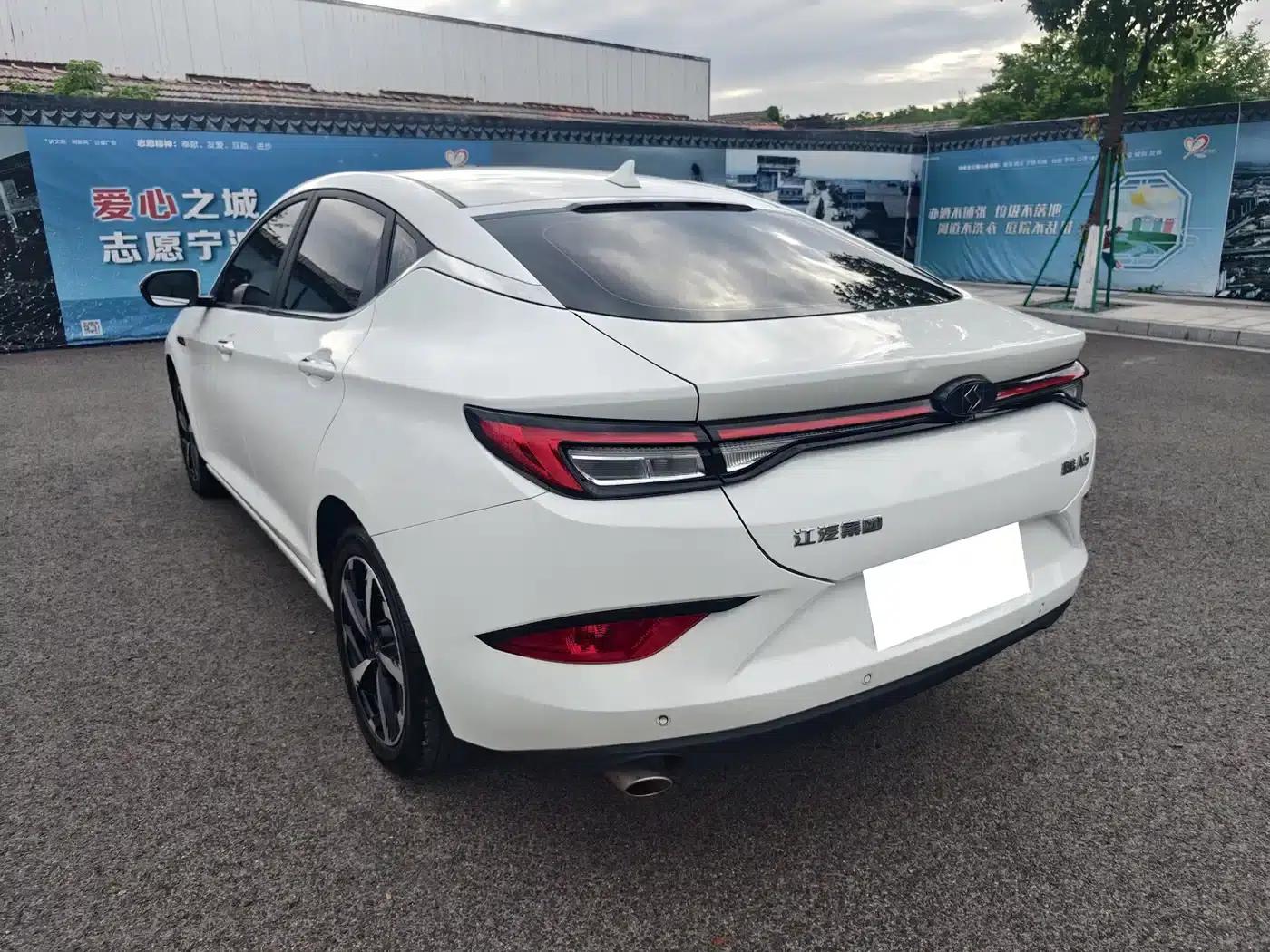 Sihao A5 2021 1.5T CVT Premium Intelligent Connected Edition — миниатюра 14