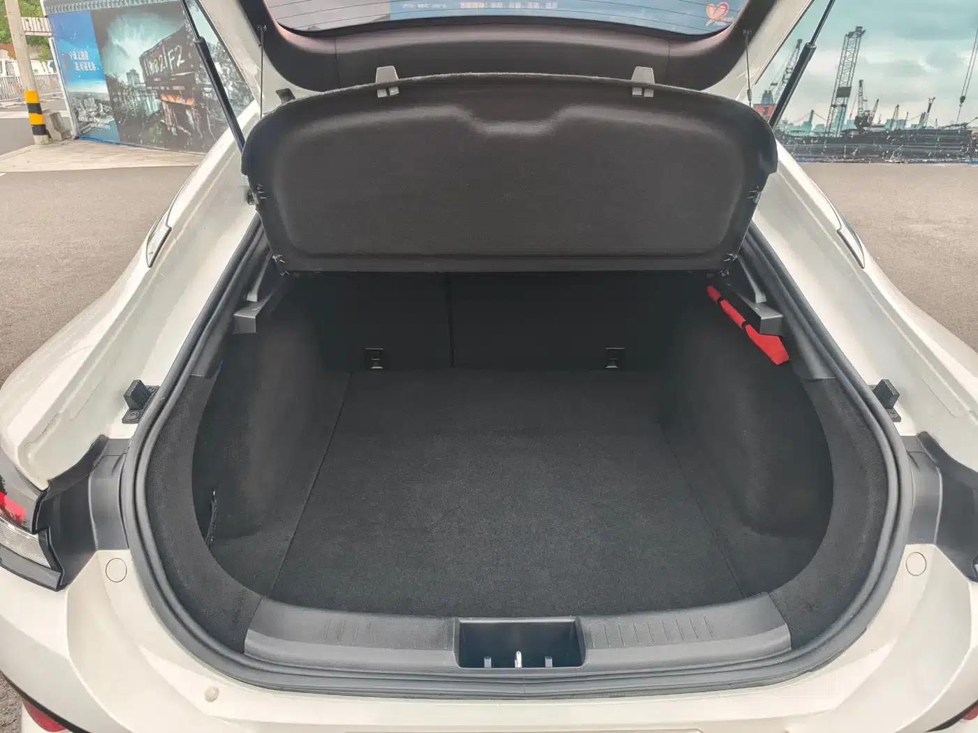 Sihao A5 2021 1.5T CVT Premium Intelligent Connected Edition — миниатюра 15
