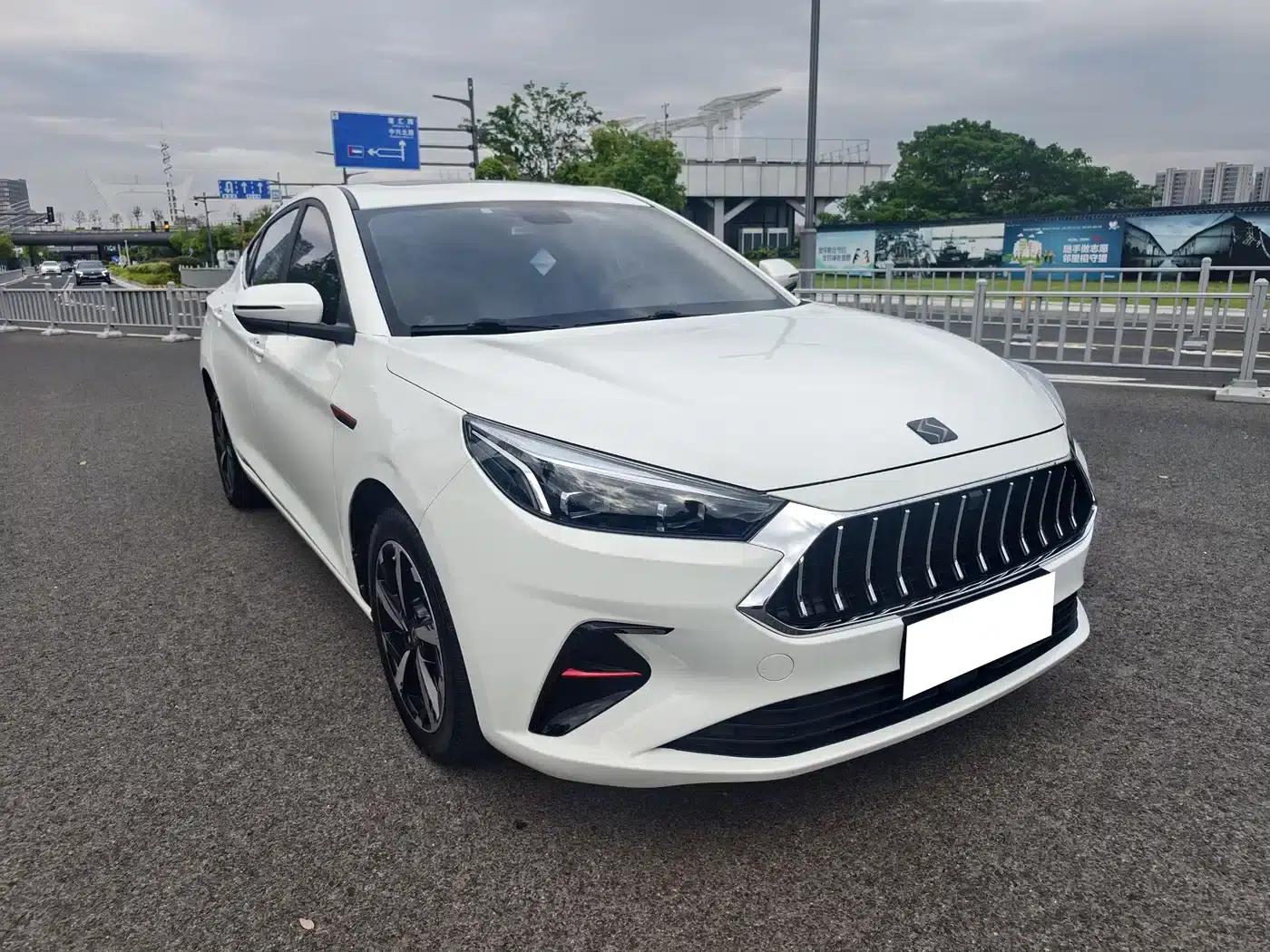 Sihao A5 2021 1.5T CVT Premium Intelligent Connected Edition — миниатюра 3