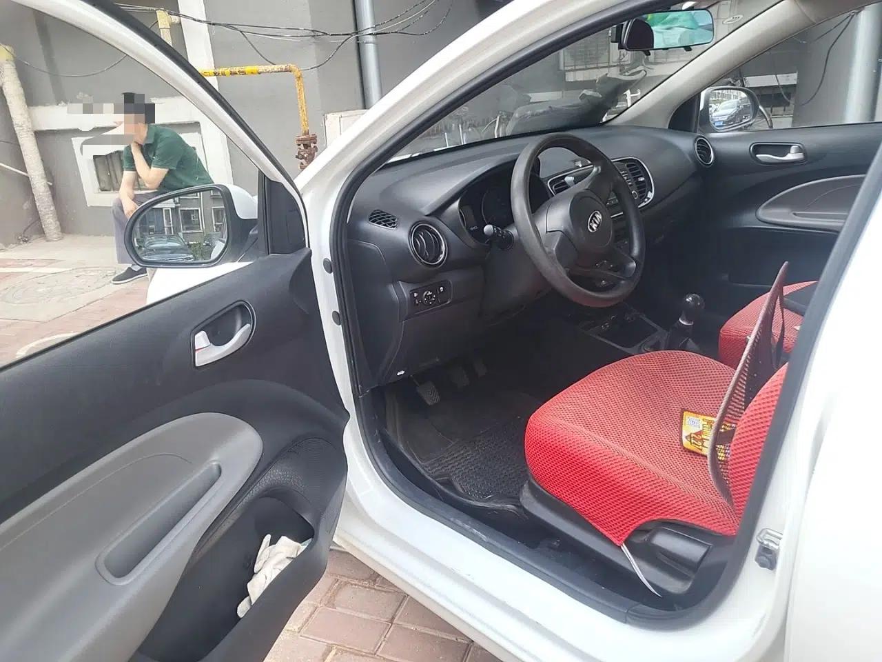 Kia Pegas 2017 1.4L Manual Fashion Edition Smart — миниатюра 17