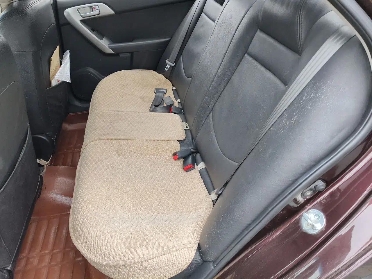 Kia Forte 2014 1.6L MT GL — миниатюра 18