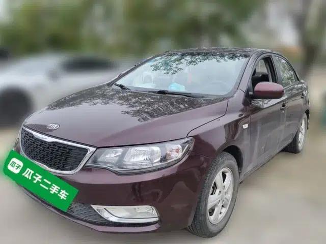 Kia Forte 2014 1.6L MT GL