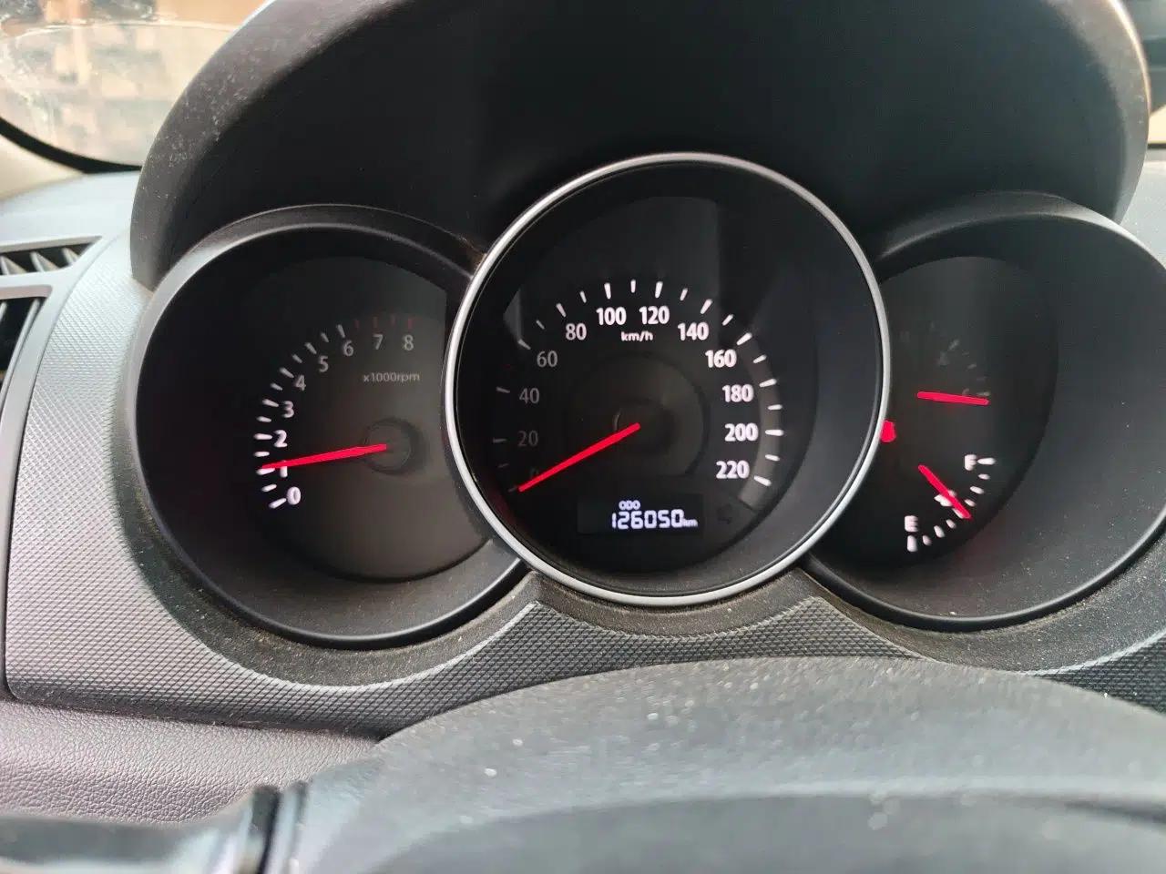 Kia Forte 2014 1.6L MT GL — миниатюра 12