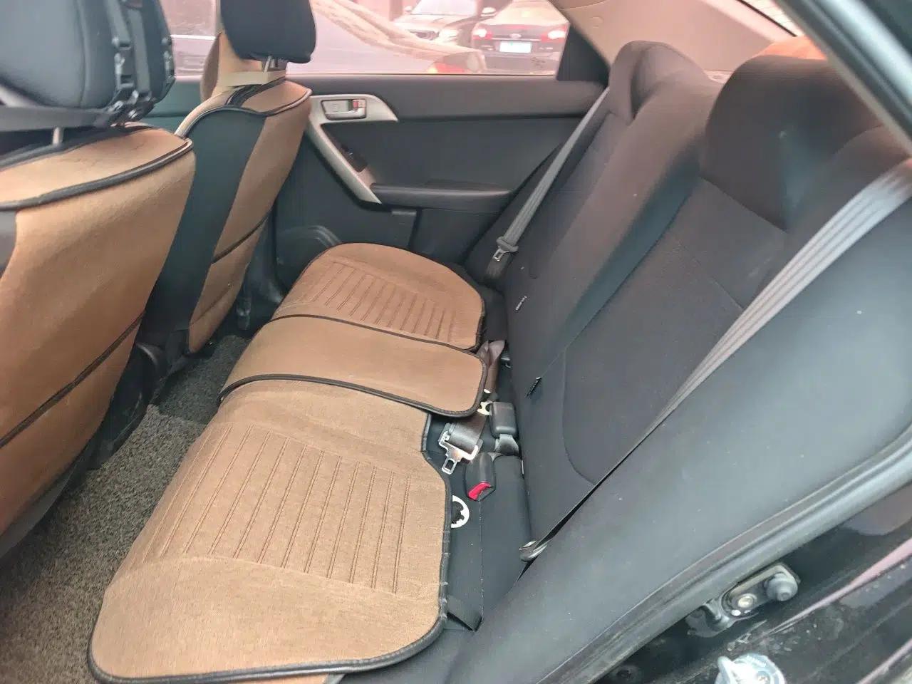 Kia Forte 2014 1.6L MT GL — миниатюра 18