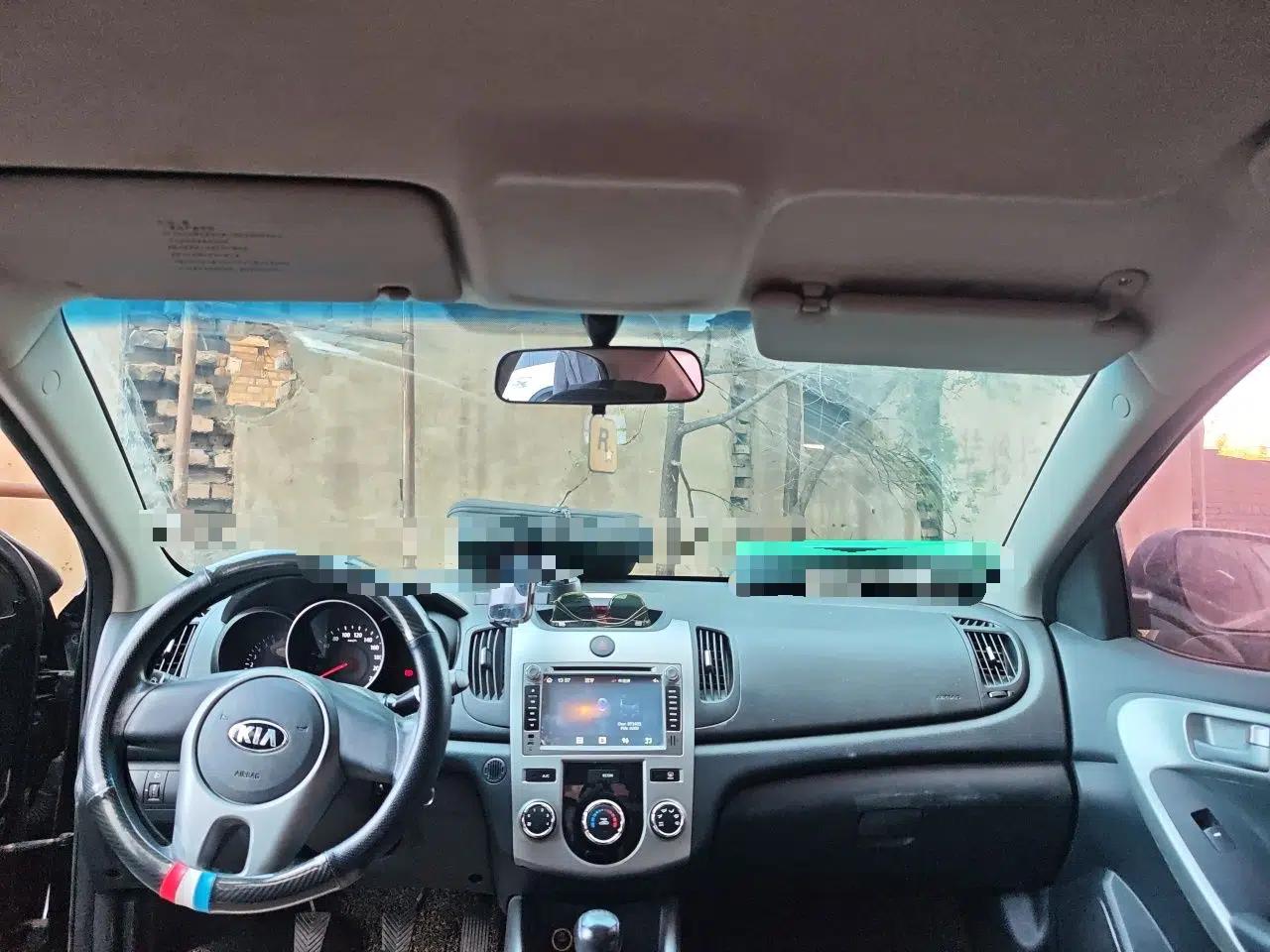 Kia Forte 2014 1.6L MT GL — миниатюра 19