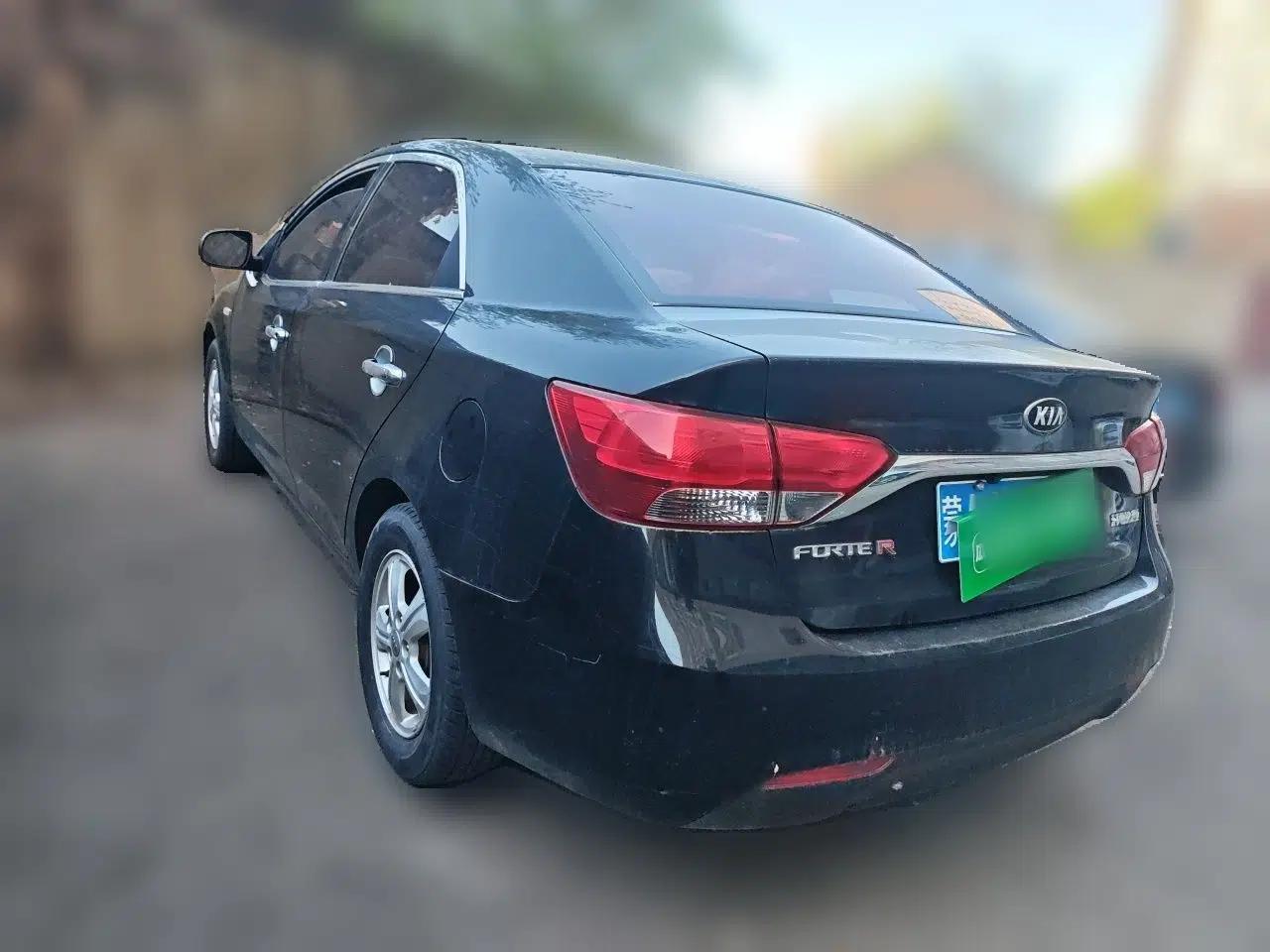 Kia Forte 2014 1.6L MT GL — миниатюра 4
