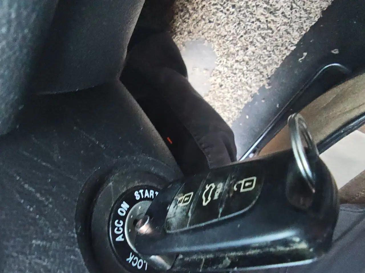 Kia Forte 2014 1.6L MT GL — миниатюра 9