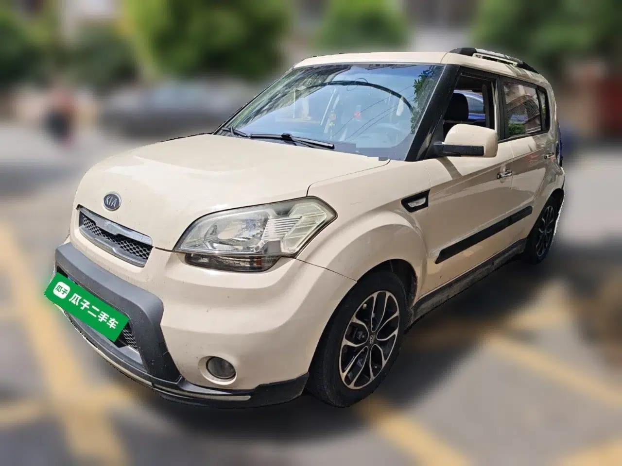 Kia Soul 2010 1.6L AT GLS — миниатюра 1