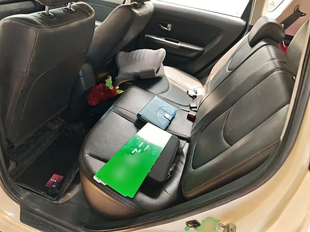 Kia Soul 2010 1.6L AT GLS — миниатюра 18