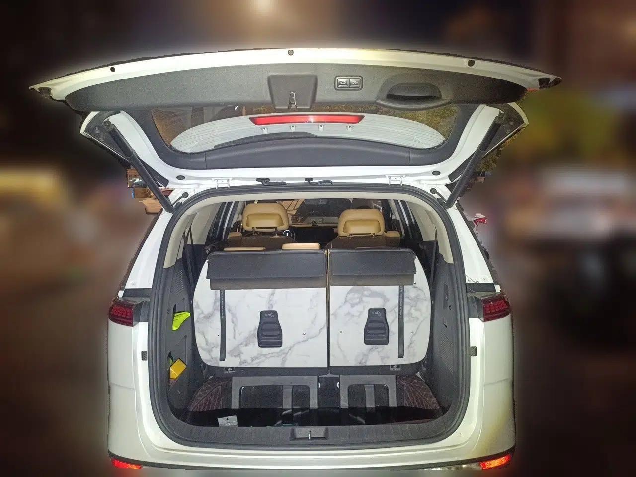 Kia Carnival 2021 2.0T Flagship Edition — миниатюра 20