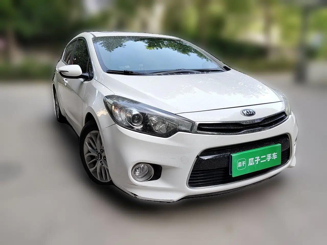 Kia K3S 2014 1.6L Automatic DLX — миниатюра 3
