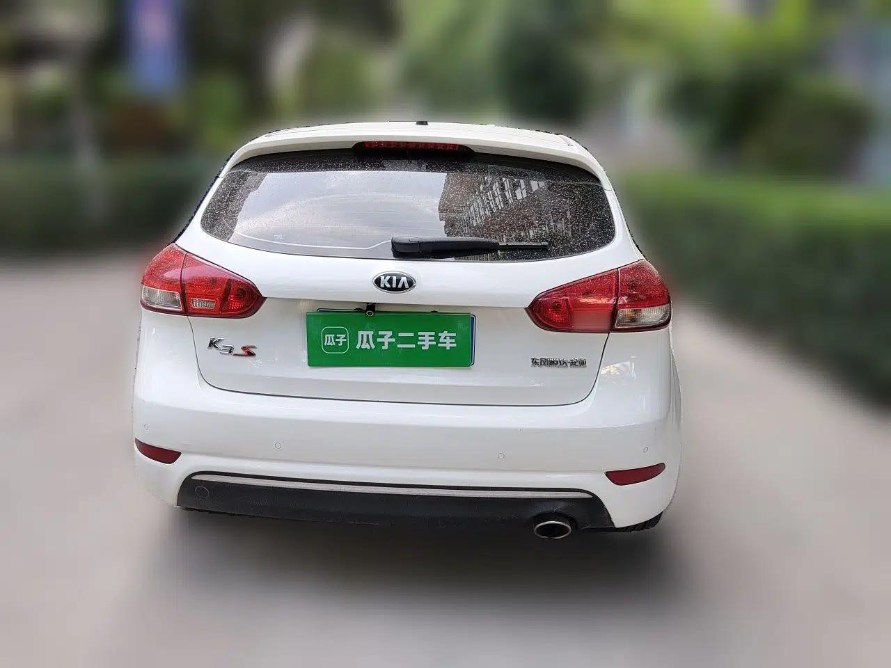Kia K3S 2014 1.6L Automatic DLX — миниатюра 5