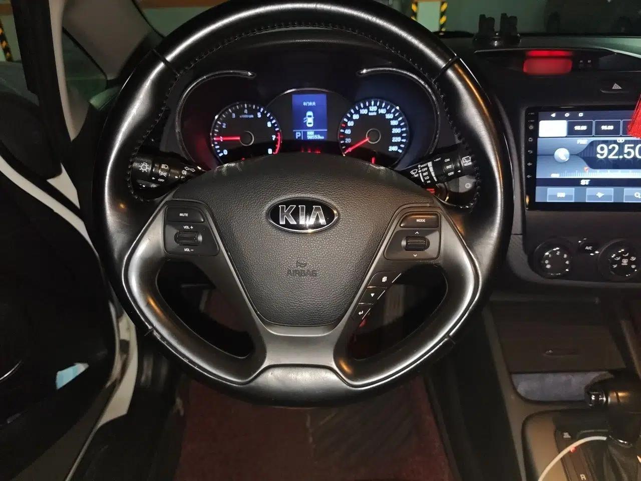 Kia K3S 2014 1.6L Automatic GLS — миниатюра 11