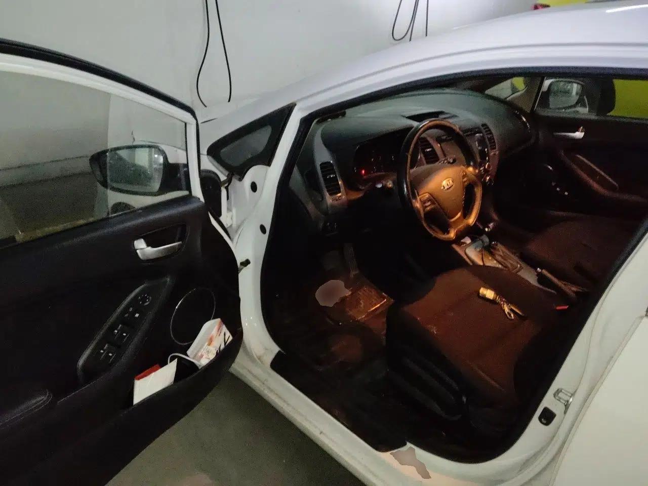 Kia K3S 2014 1.6L Automatic GLS — миниатюра 17