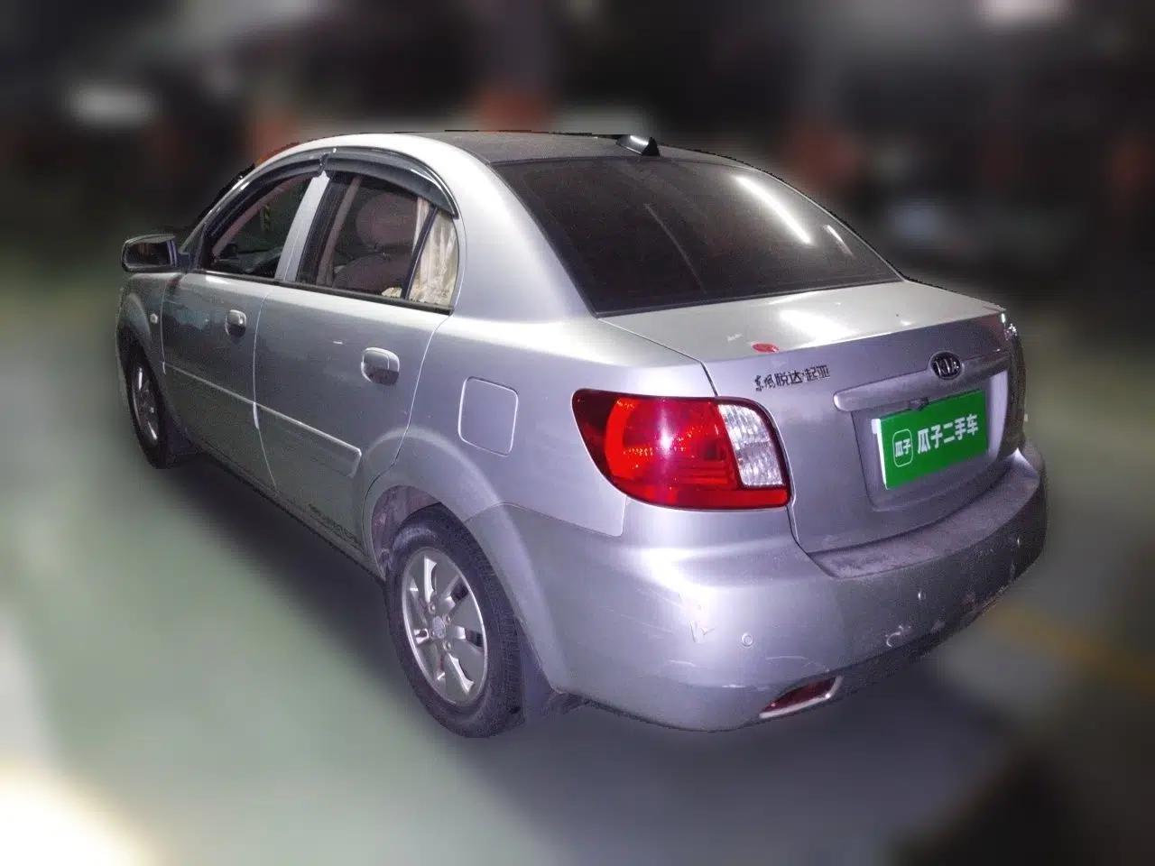 Kia Rio 2007 1.4L MT GL — миниатюра 4