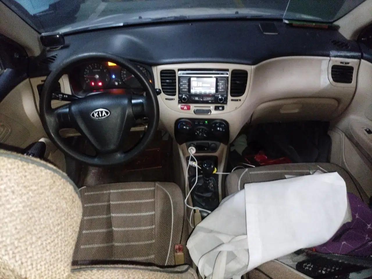 Kia Rio 2007 1.4L MT GL — миниатюра 10