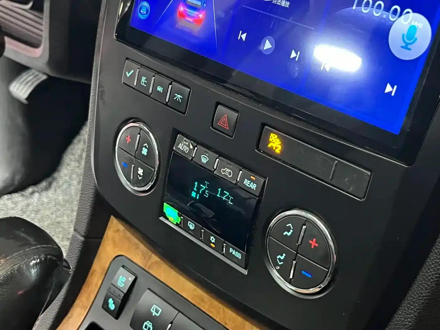 Enclave 2010 3.6L Flagship Edition — миниатюра 15