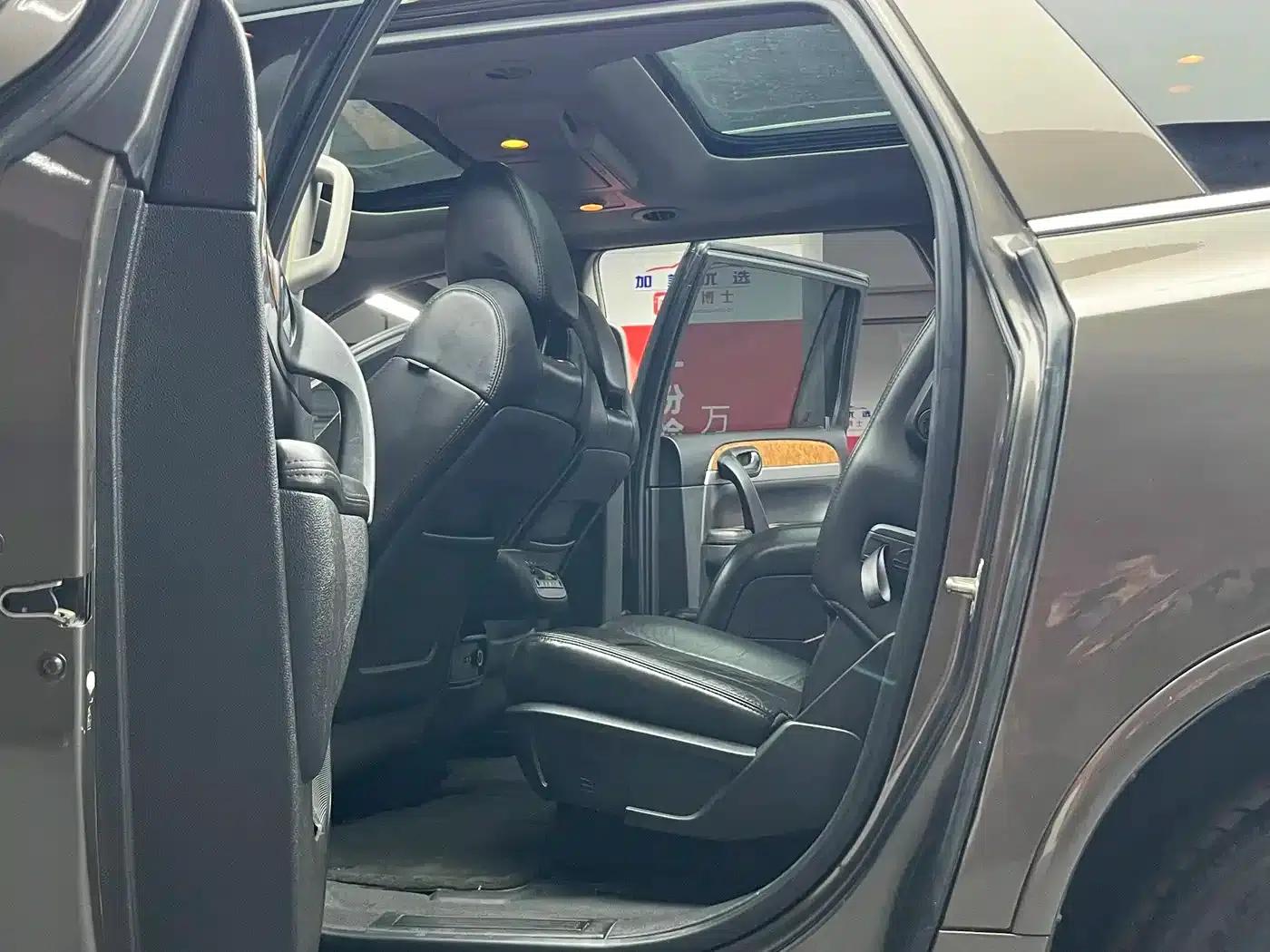 Enclave 2010 3.6L Flagship Edition — миниатюра 20