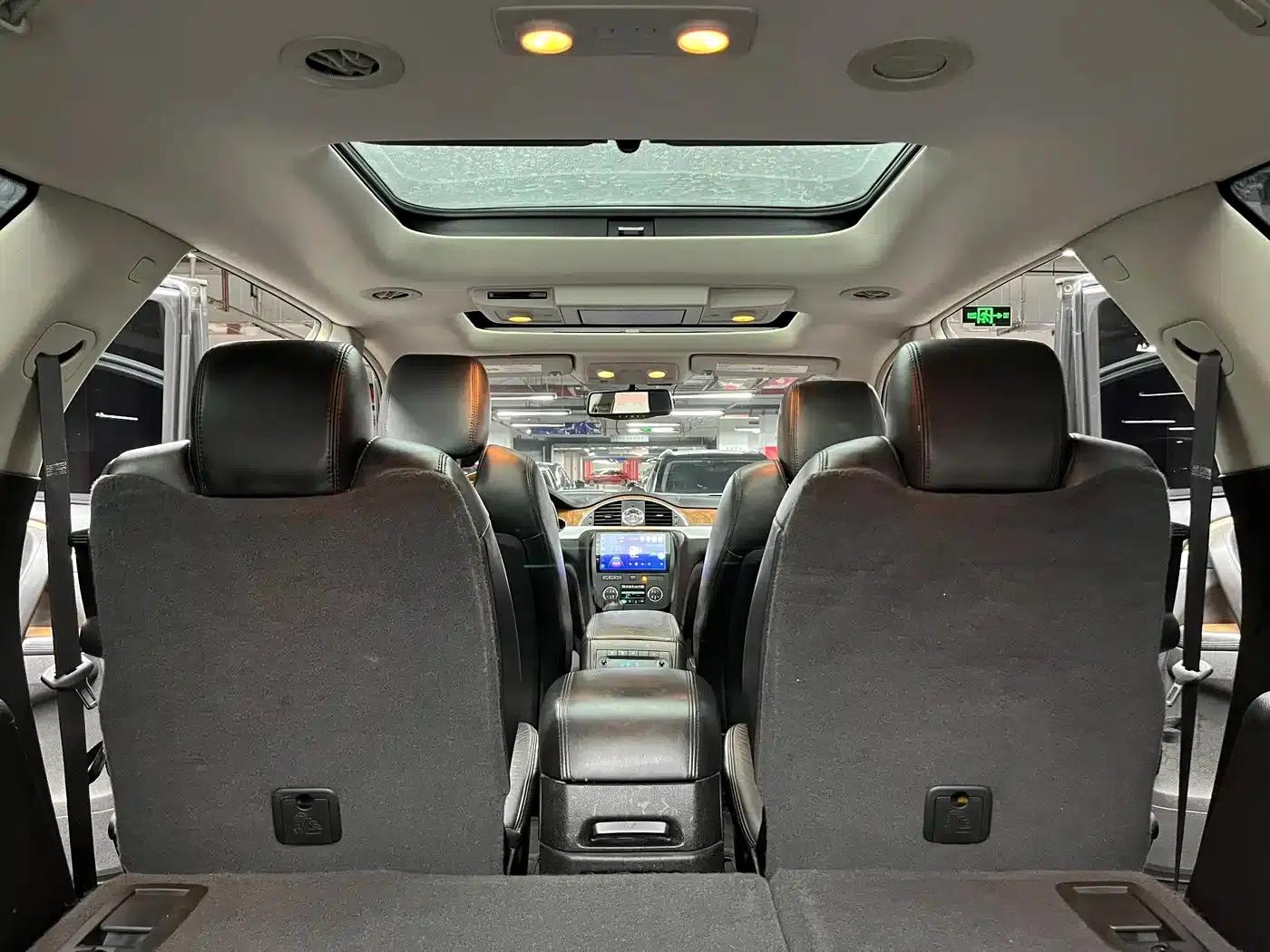 Enclave 2010 3.6L Flagship Edition — миниатюра 23