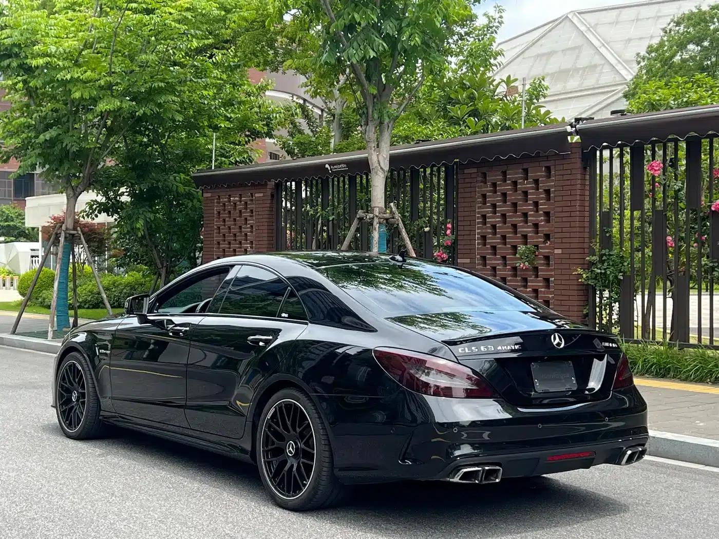 2015 Mercedes-Benz CLS AMG 63 4MATIC — миниатюра 4