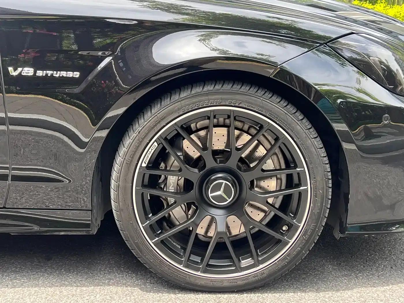 2015 Mercedes-Benz CLS AMG 63 4MATIC — миниатюра 9