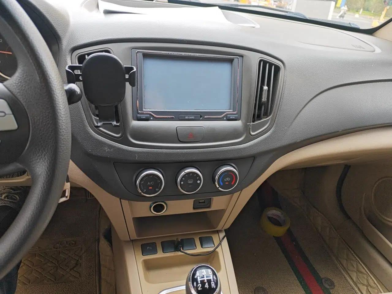 Chery E5 2011 1.5L Manual Zhiyue Version — миниатюра 14