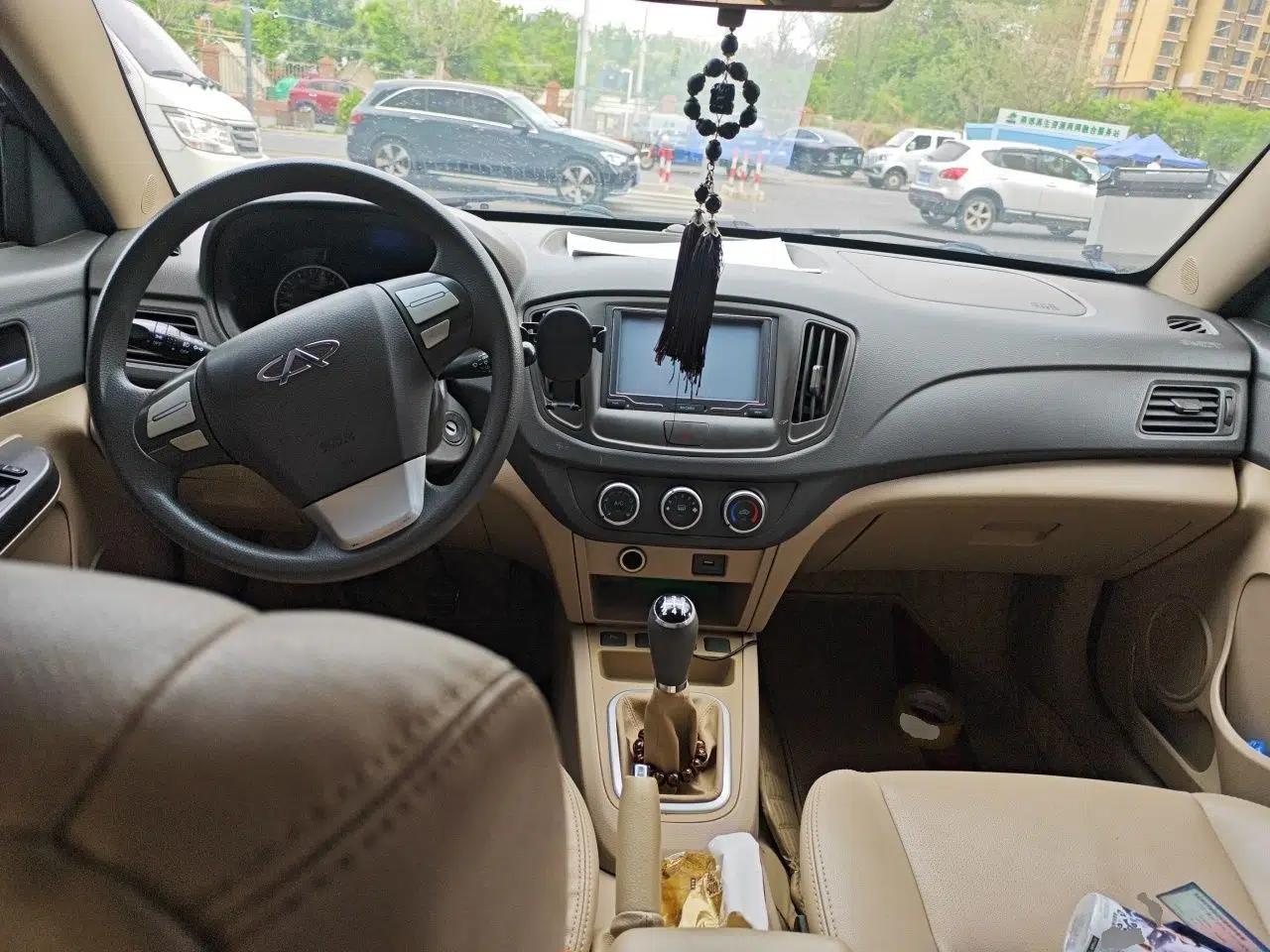Chery E5 2011 1.5L Manual Zhiyue Version — миниатюра 10
